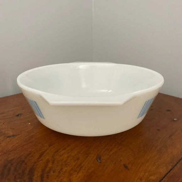 Vintage JAJ Round Casserole dish Matchmaker England Opal Glass Blue Green - Picture 3 of 10